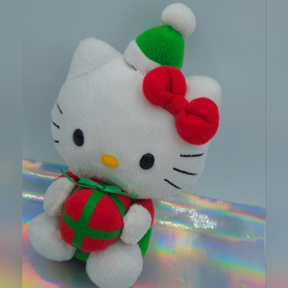 Ty Beanie Baby Hello Kitty with Holiday Christmas Present Plush - Picture 2 of 7